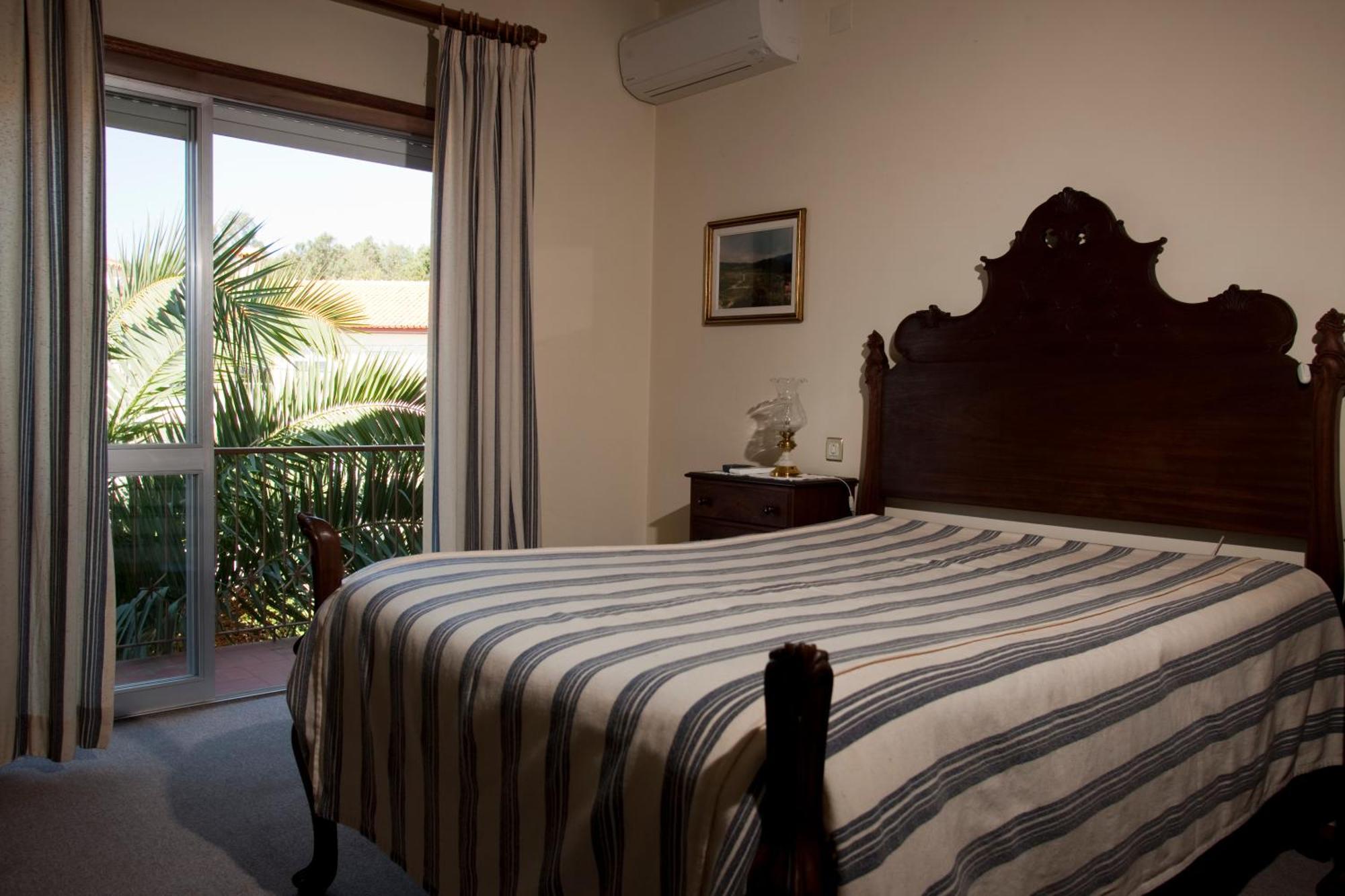 Pensao Suissa Hotel Vale de Cambra Szoba fotó